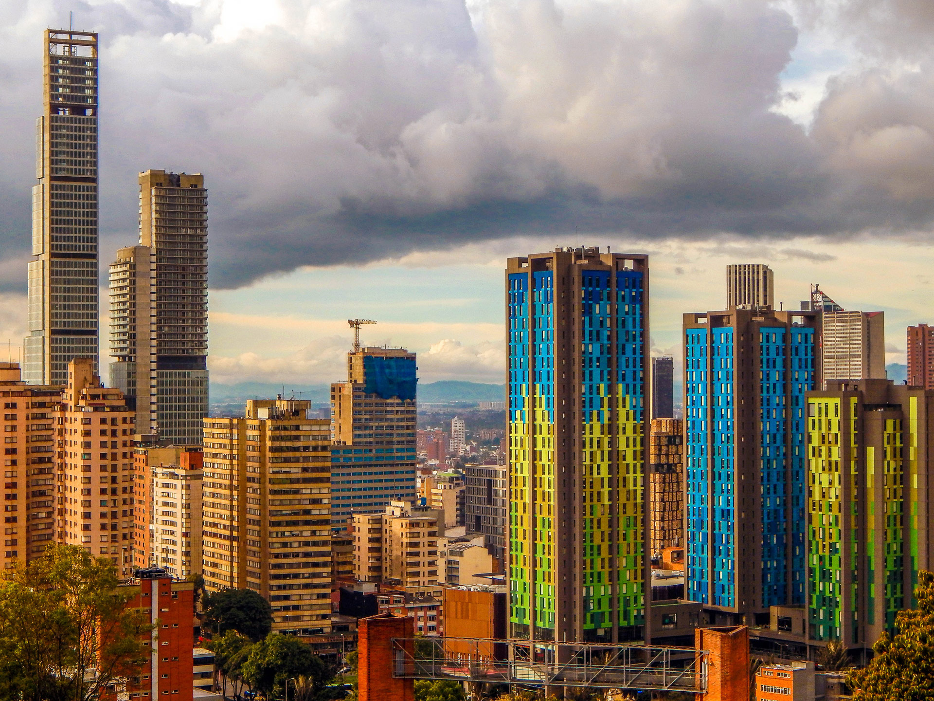 bogota-skyline-colorful-buildings