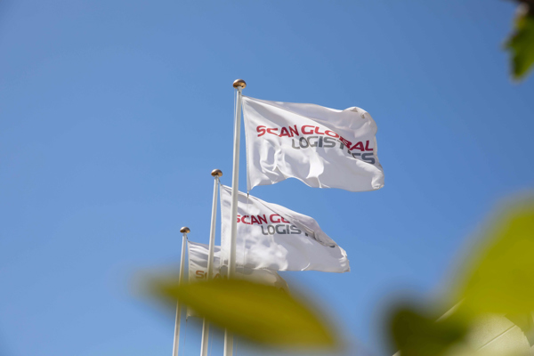 scan-global-logistics-company-presentation-flags