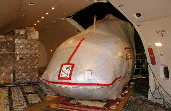 aircraft-component-cargo-plane-loading
