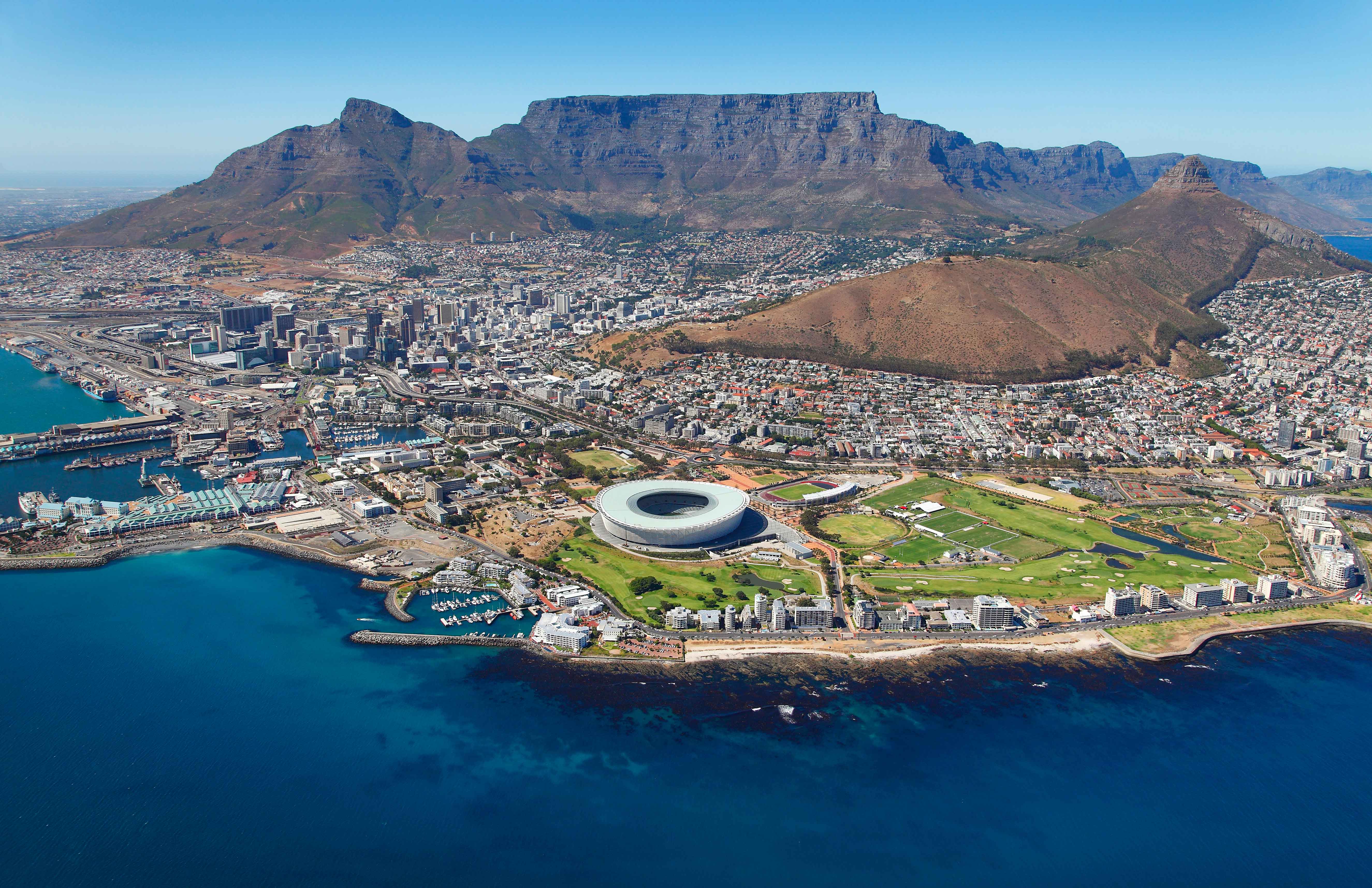 cape-town-aerial-view-table-mountain-stadium
