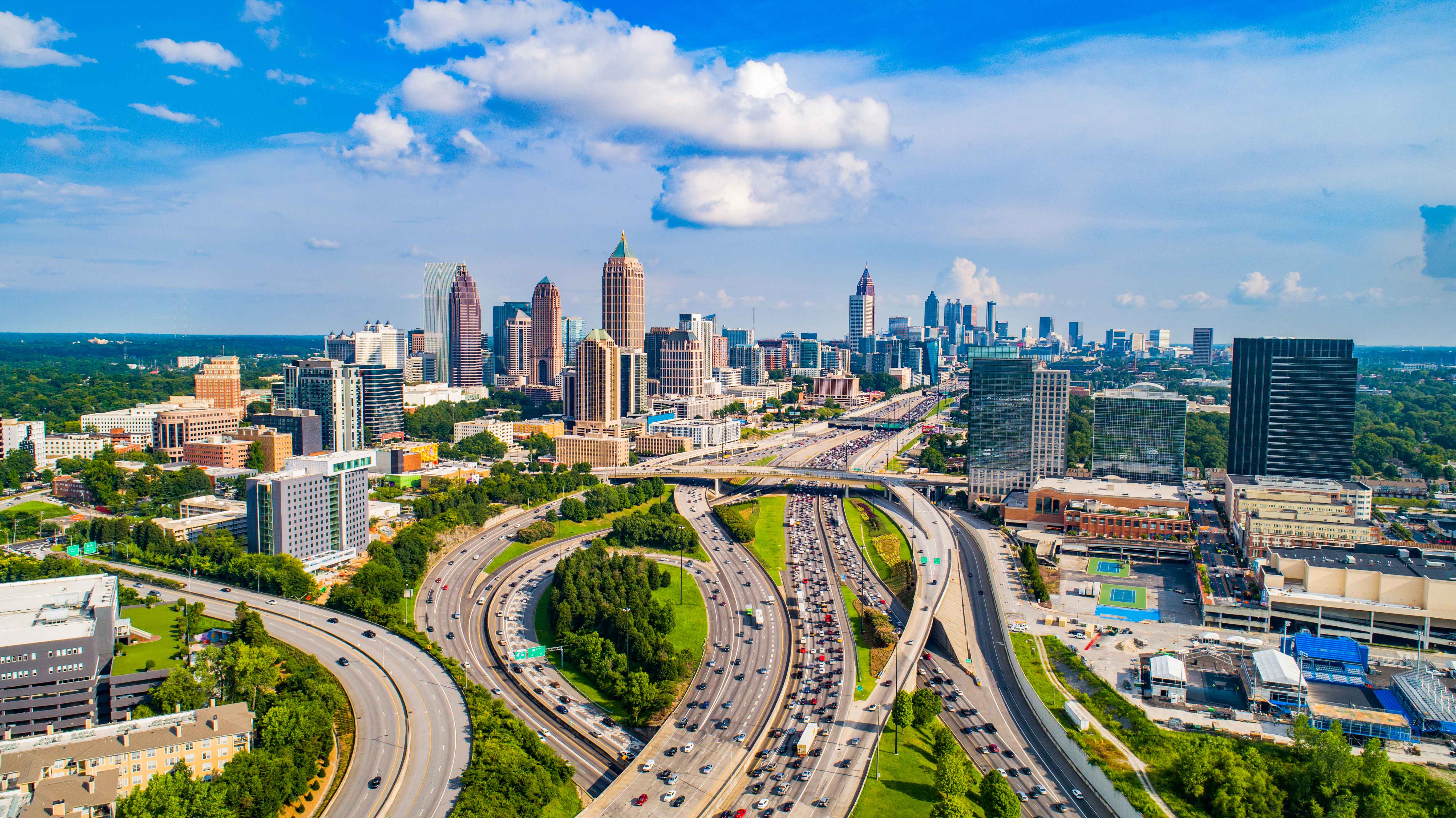 atlanta-skyline-aerial-view-highways