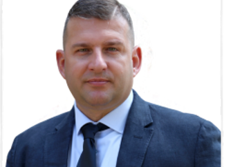 Franceschino Menconi Office Portrait 2025 (1)