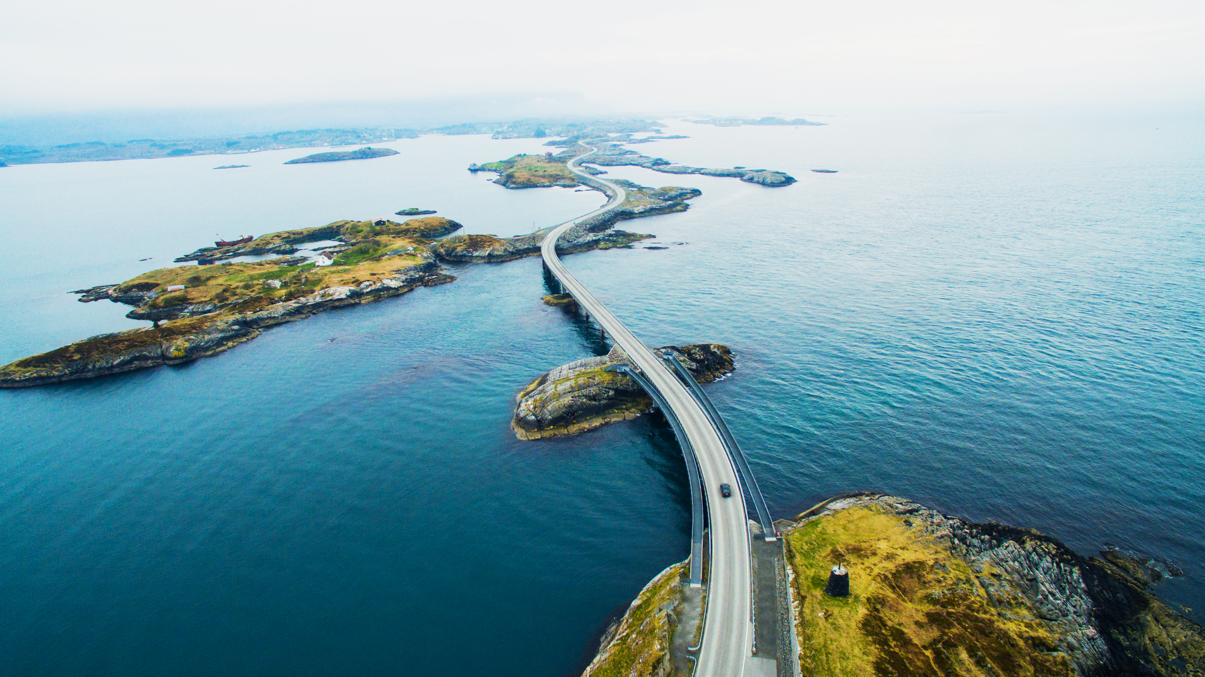 atlantic-ocean-road-norwegian-coastal-highway