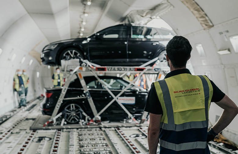 special-vehicle-transport-aircraft-cargo