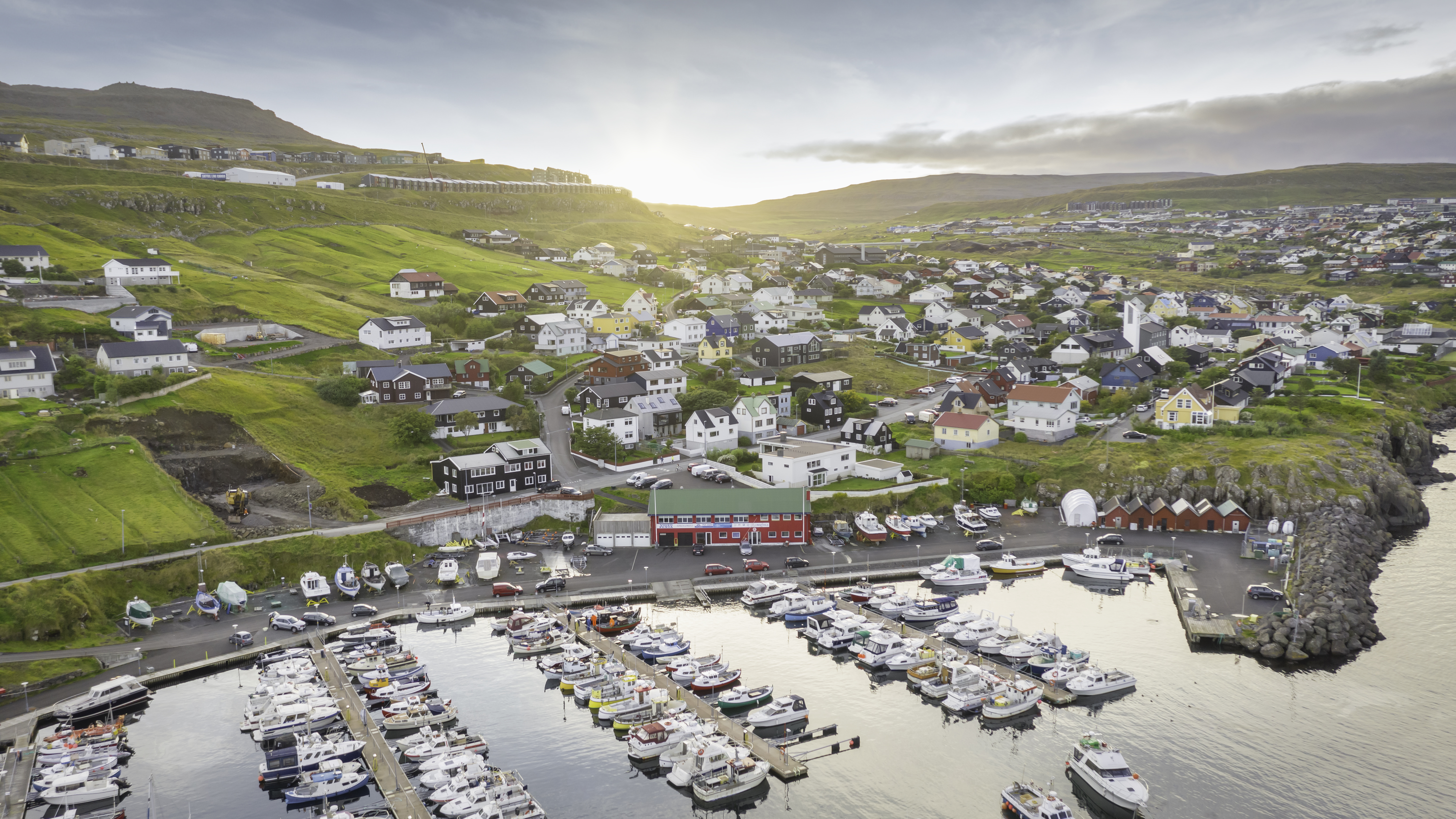 faroe-islands-harbor-sunrise-village