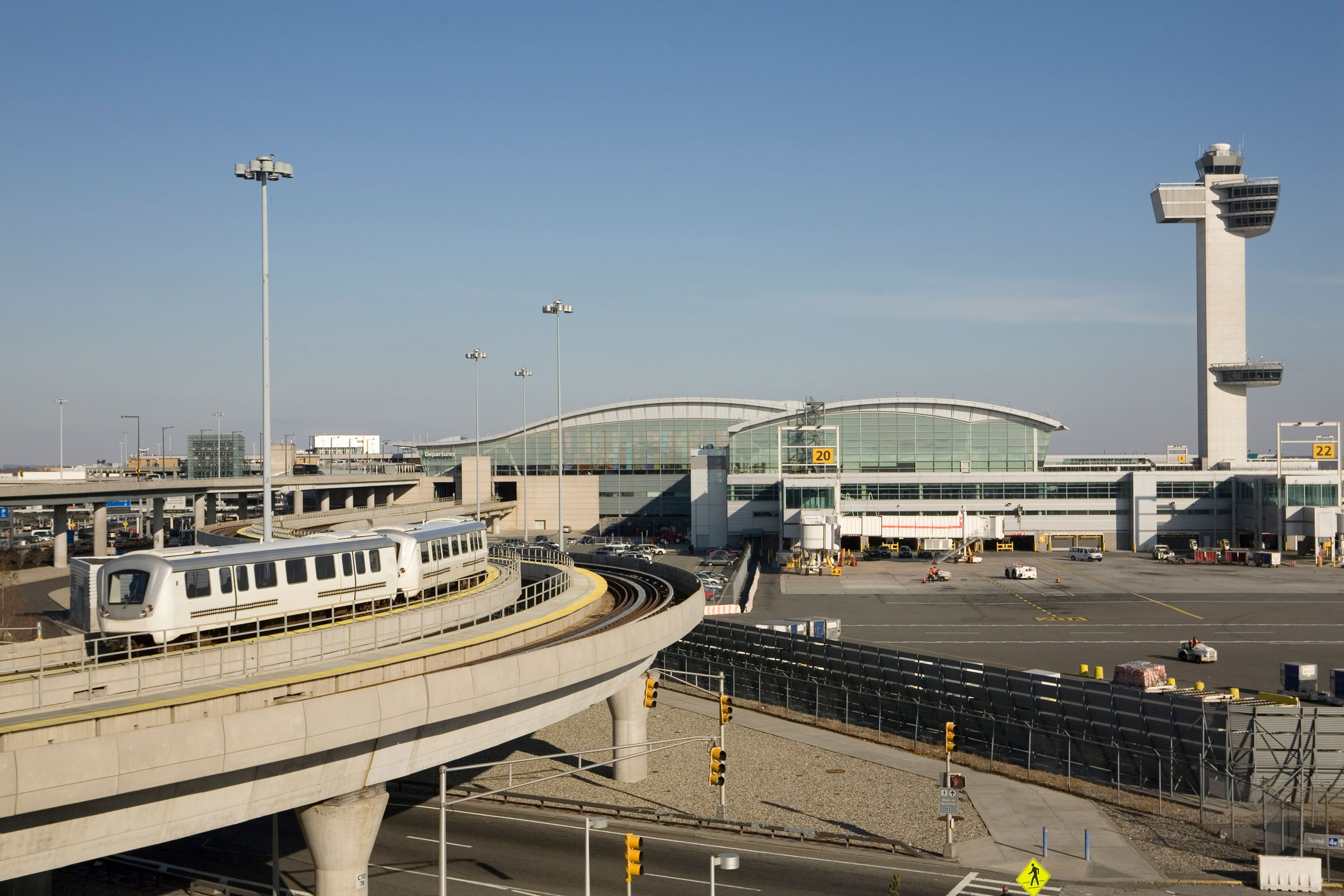 jfk-airport-airtrain-control-tower