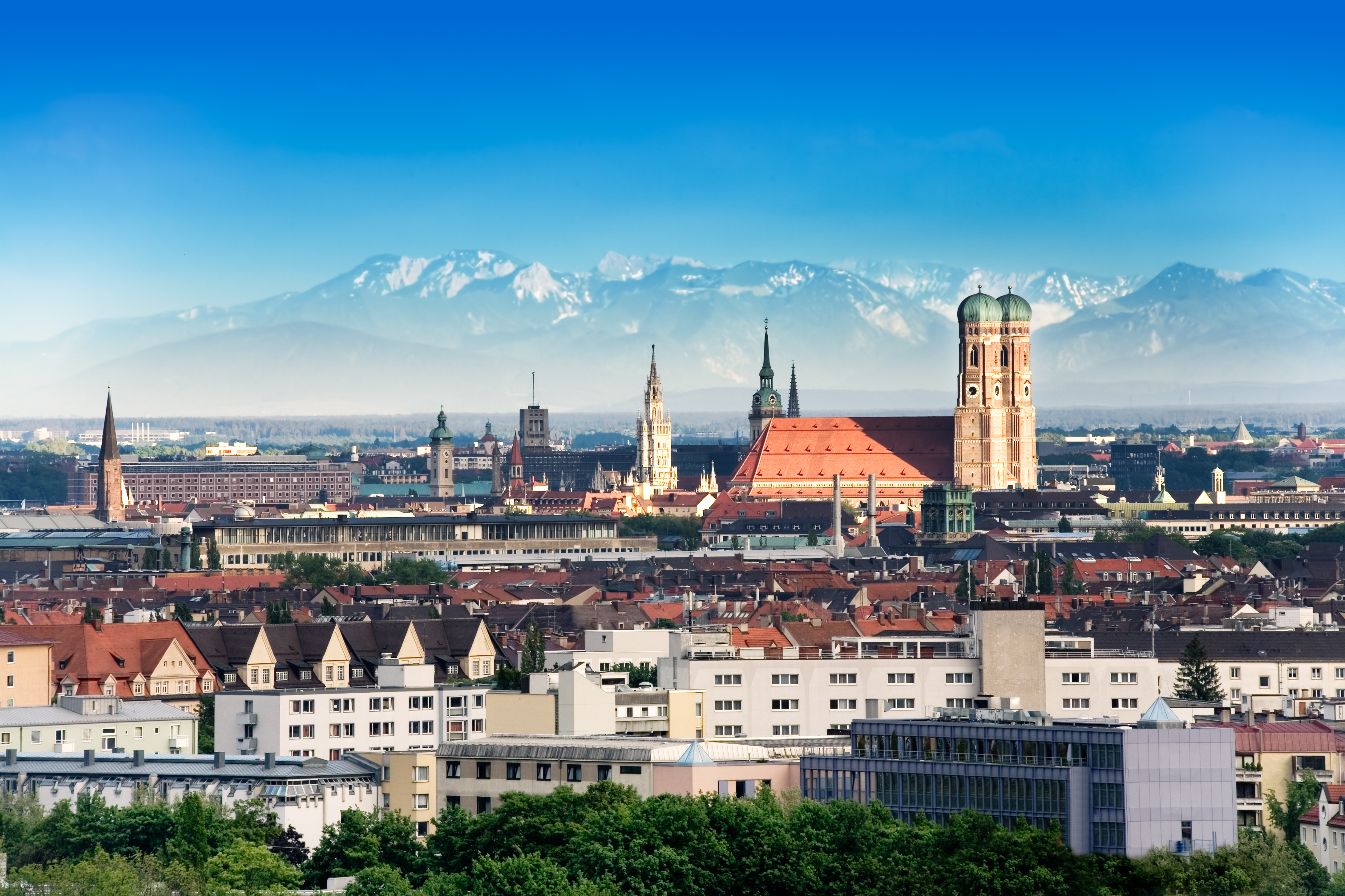 munich-germany-frauenkirche-alps-aerial-view