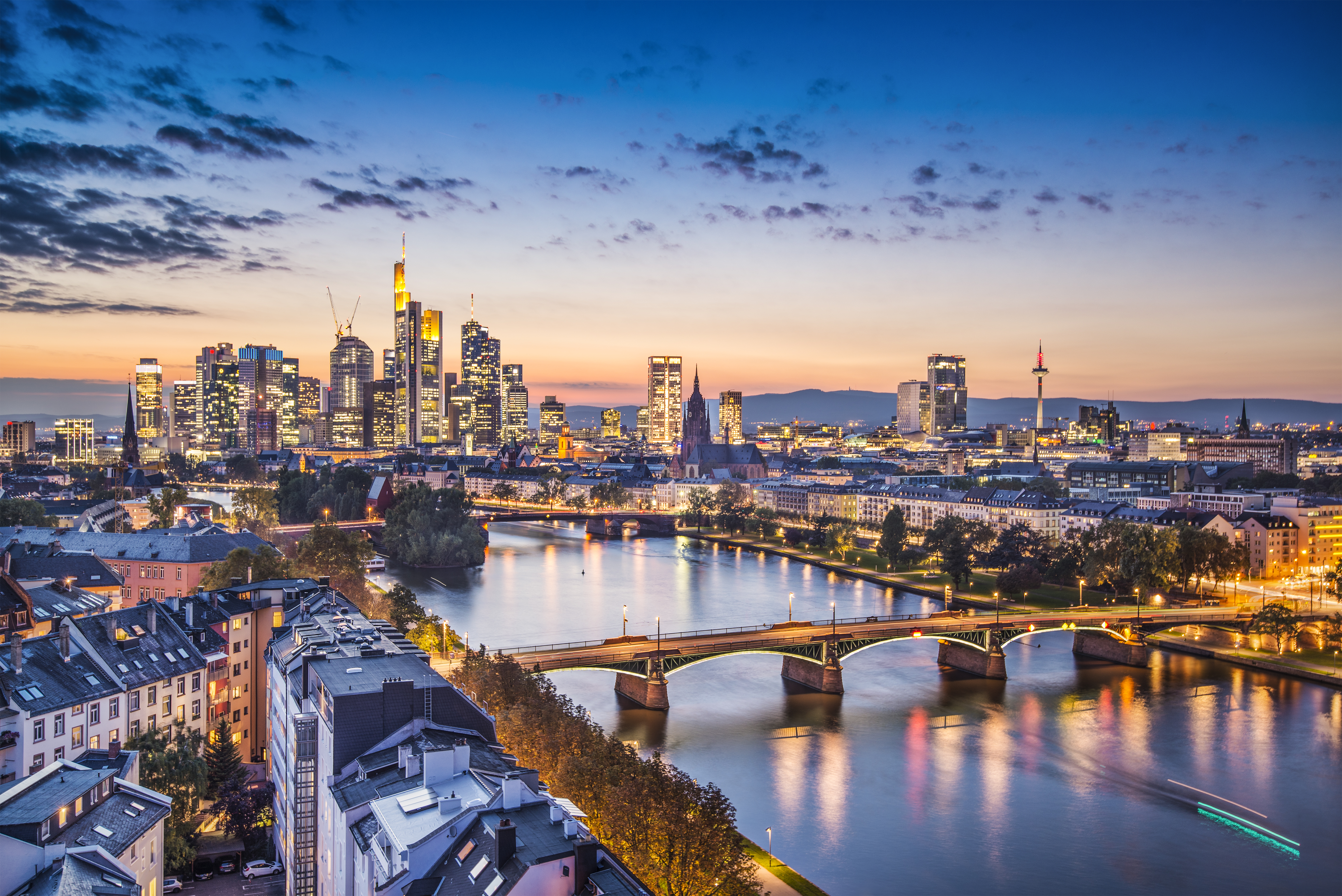 frankfurt-germany-skyline-main-river-night