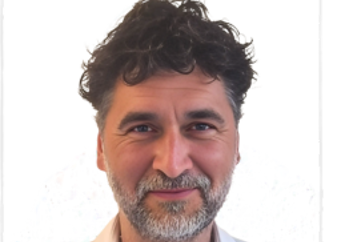Walter Ferreira Office Portrait
