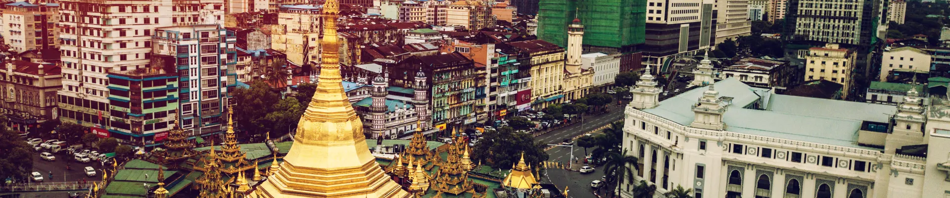 sule-pagoda-yangon-myanmar