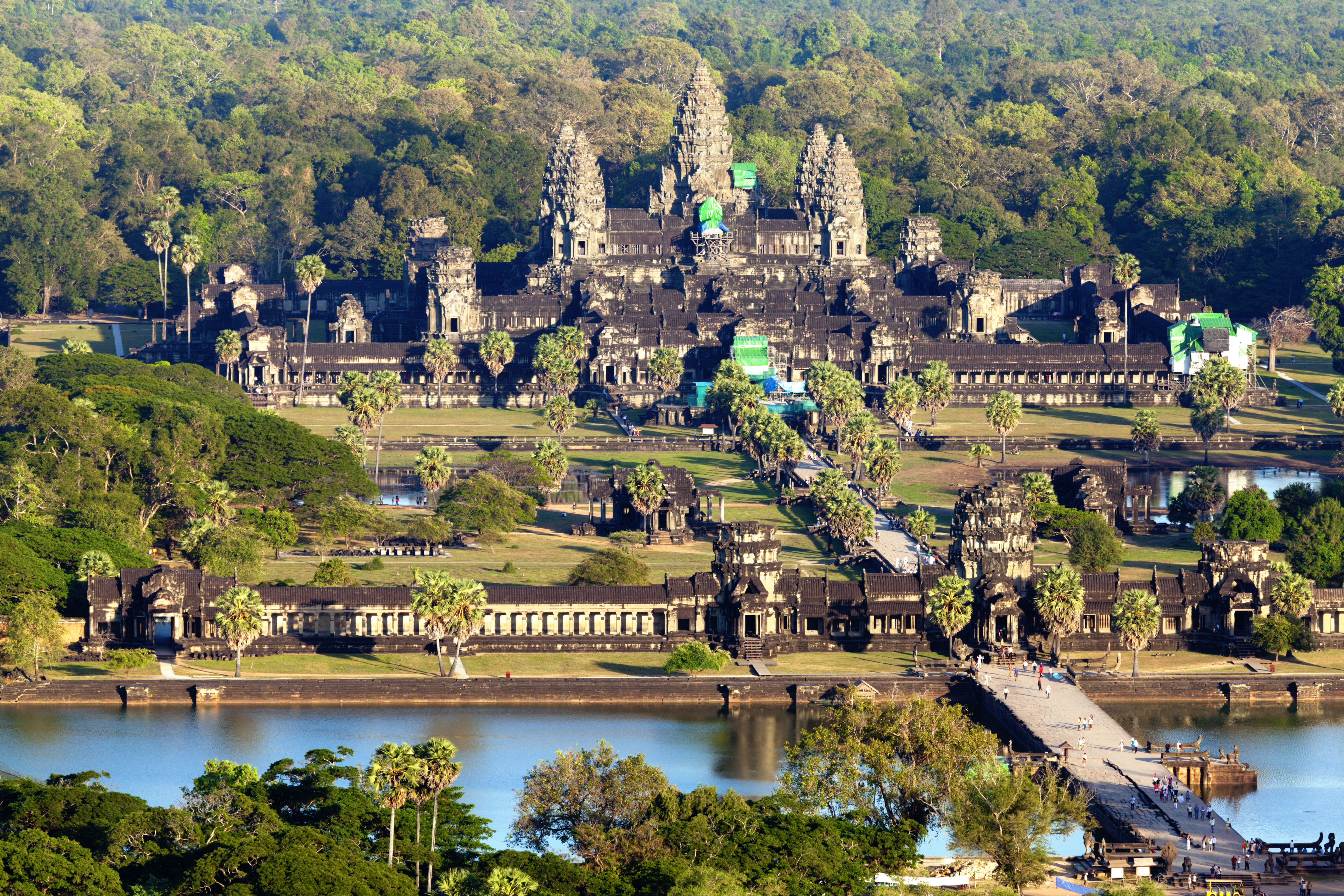 dyk-cambodia-angkor-wat