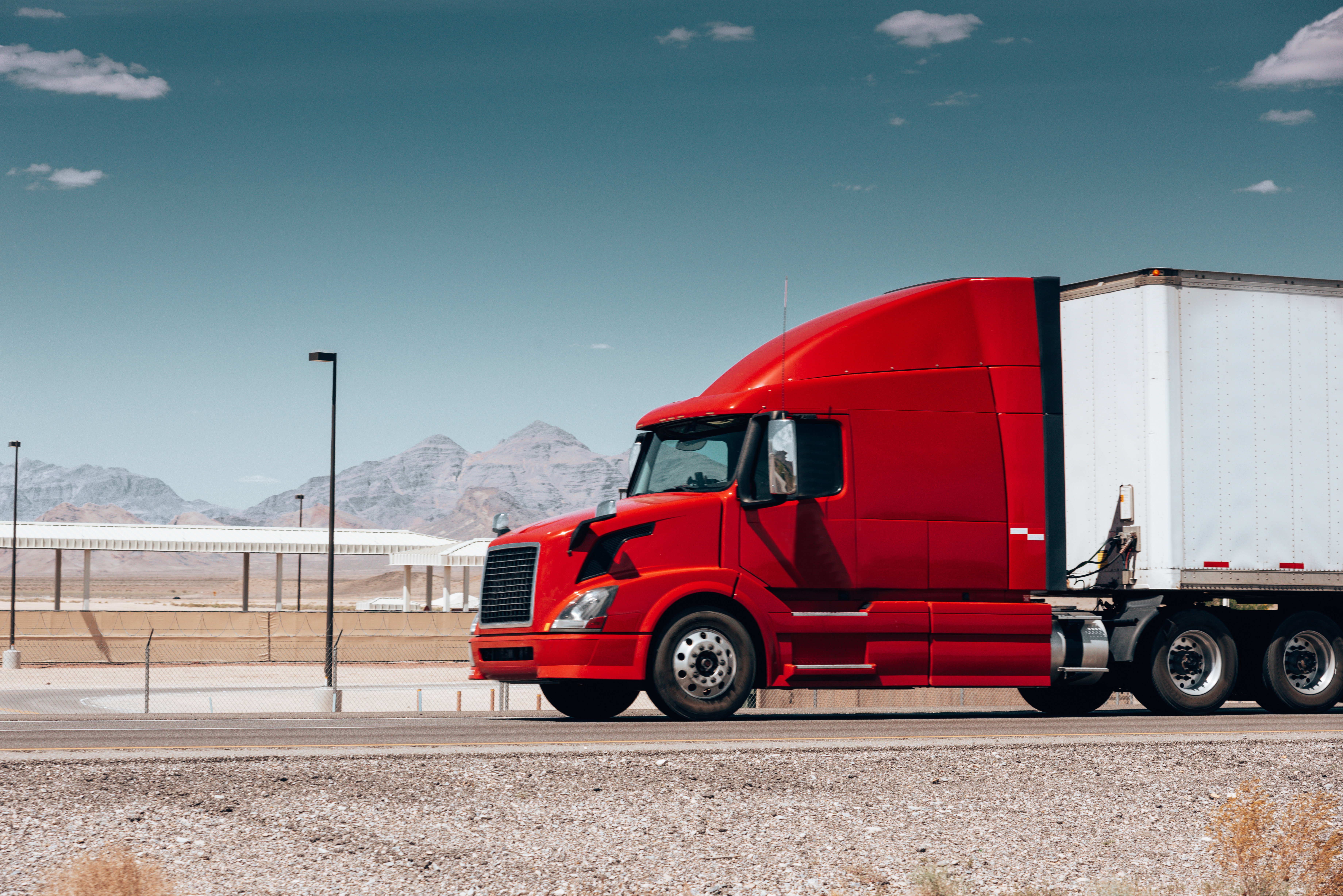 north-america-road-freight-trucking-services