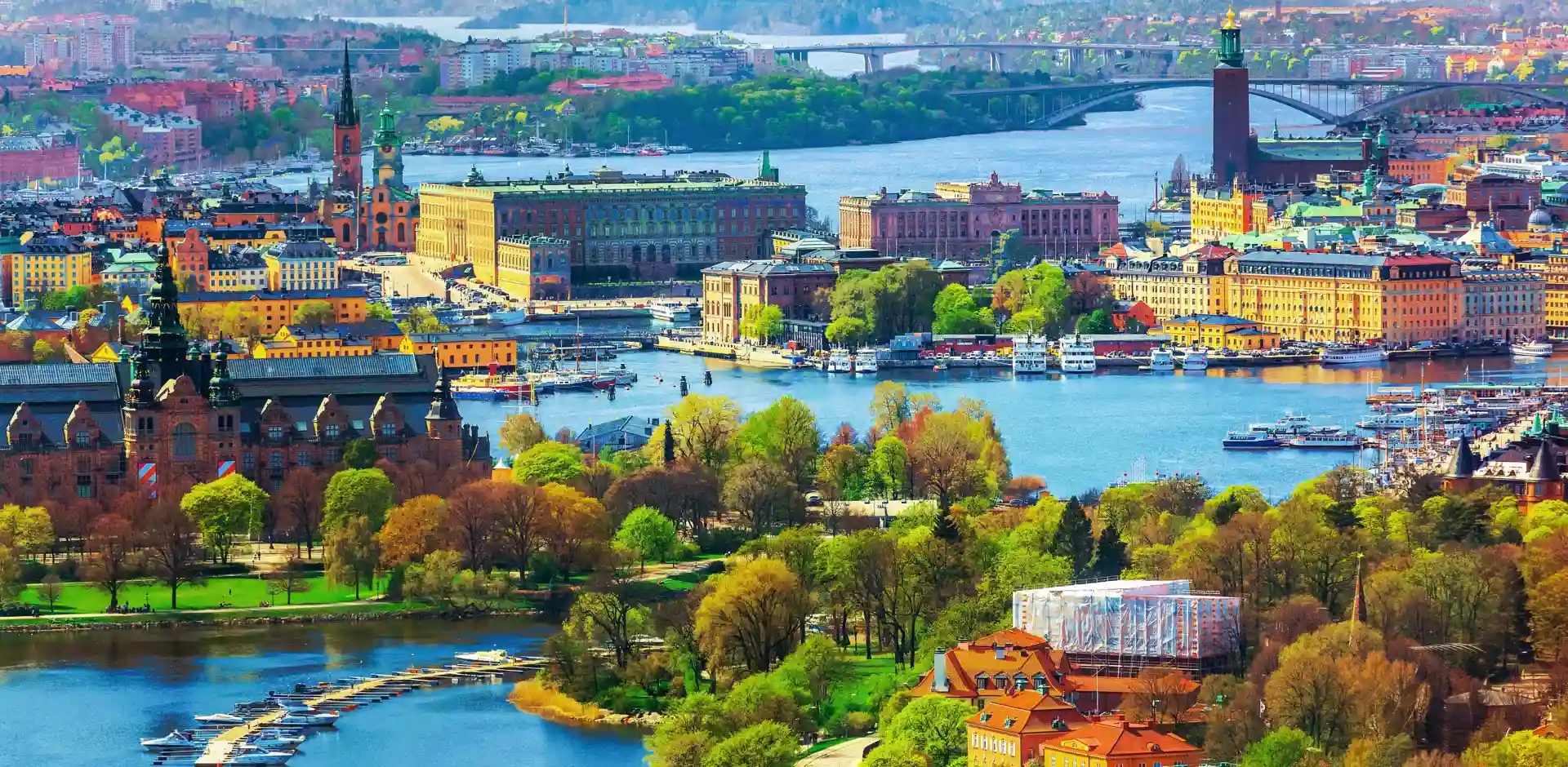 stockholm-cityscape-waterways-historic-landmarks